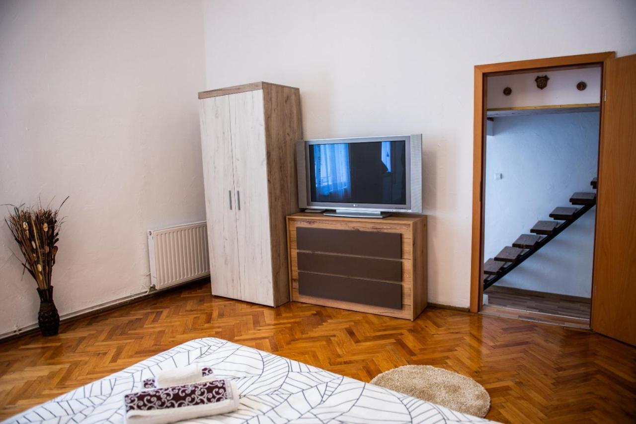 Troll'S House Apartment Сибиу Екстериор снимка