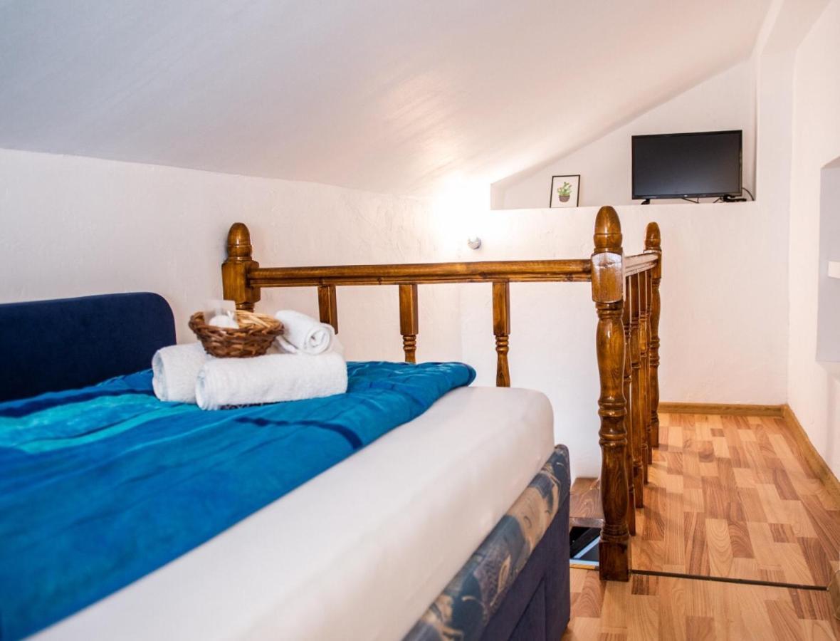 Troll'S House Apartment Сибиу Екстериор снимка