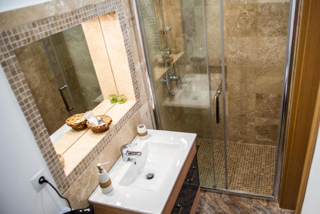 Troll'S House Apartment Сибиу Екстериор снимка