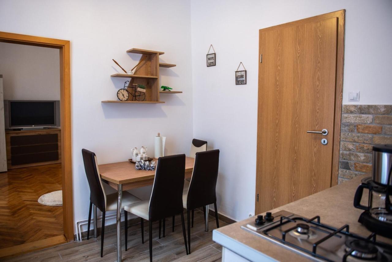 Troll'S House Apartment Сибиу Екстериор снимка